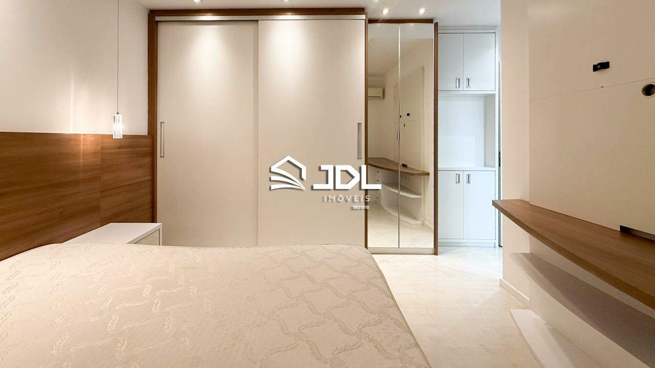 Apartamento à venda no bairro Vila Nova:
