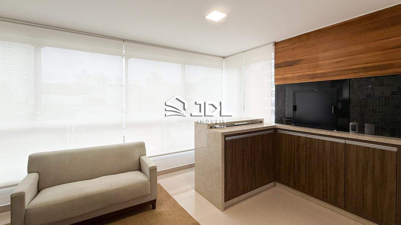 Apartamento à venda no bairro Vila Nova: