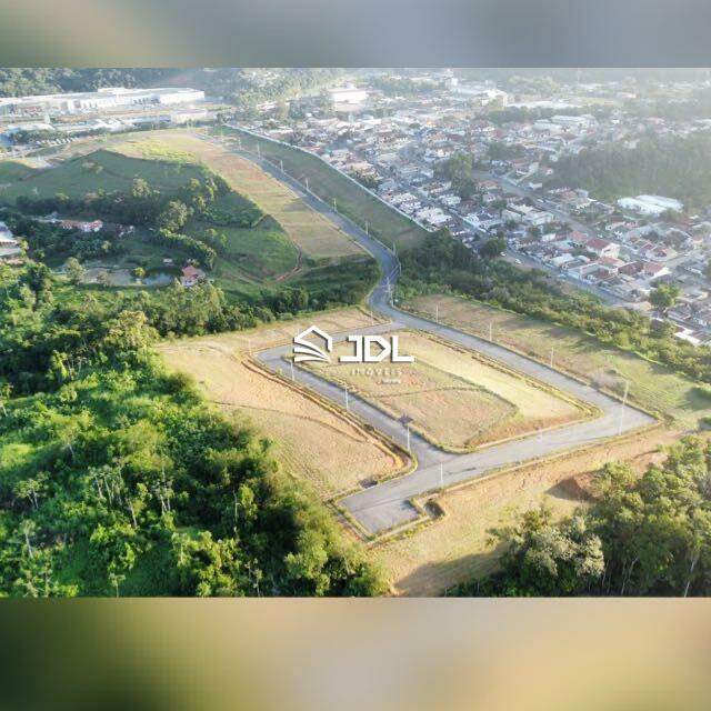 Lote à venda no bairro Itoupavazinha: