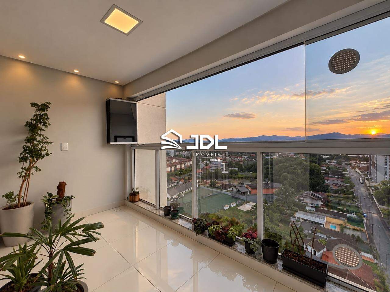 Apartamento à venda no bairro Água Verde: 
