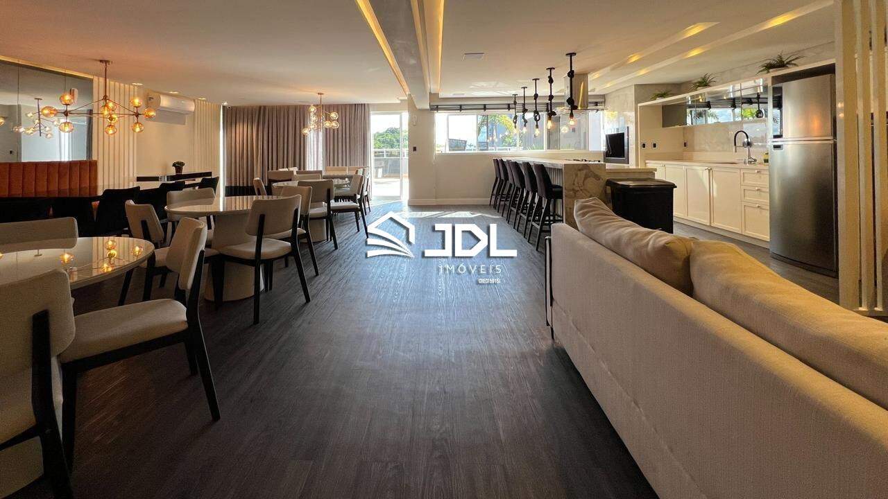 Apartamento à venda no bairro Água Verde: 