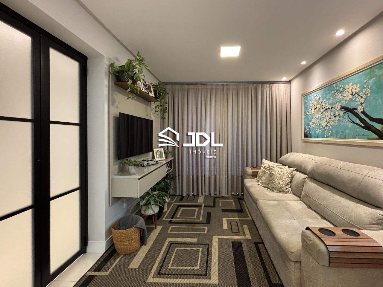 Apartamento à venda no bairro Água Verde: 