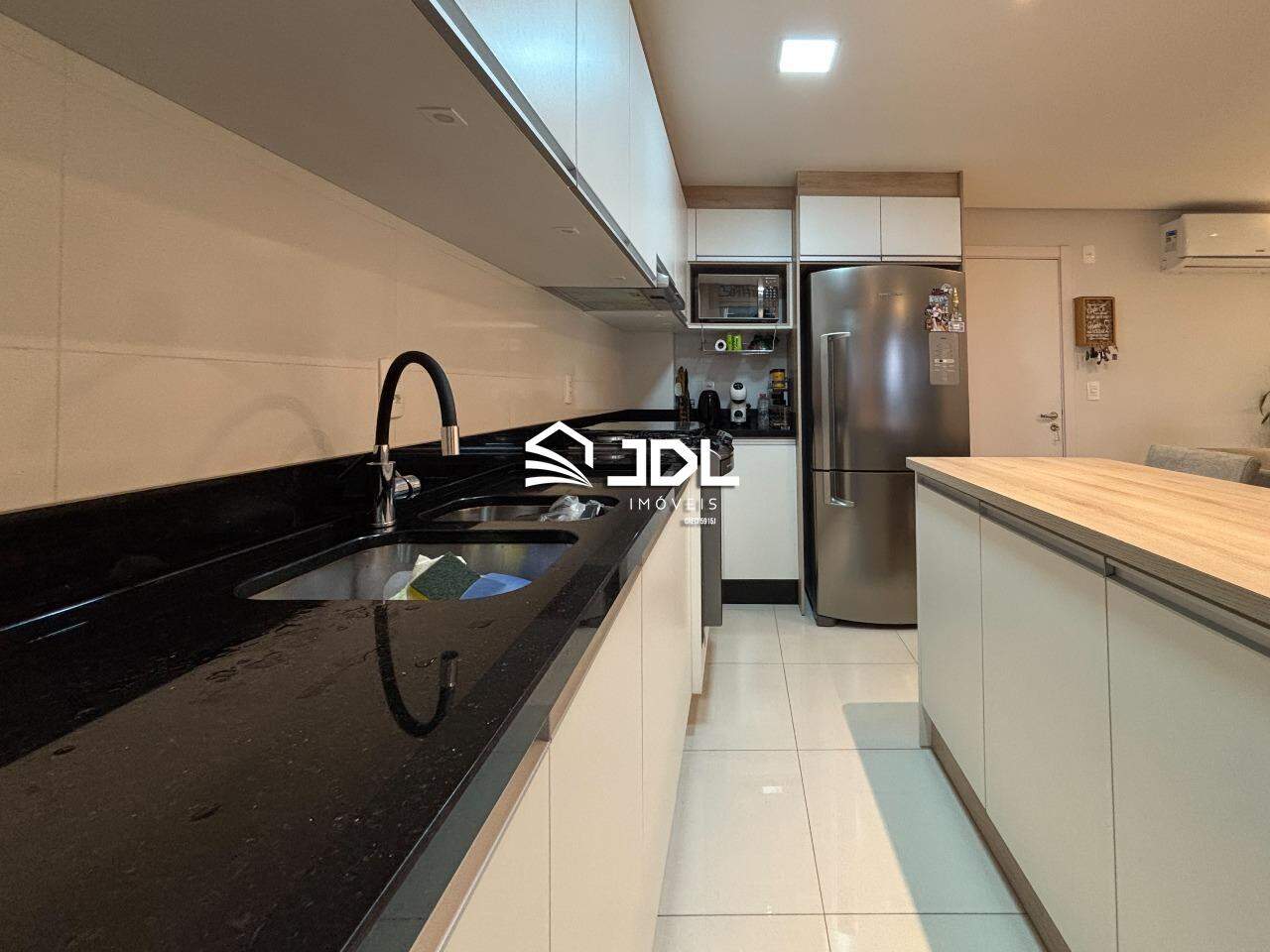 Apartamento à venda no bairro Água Verde: 