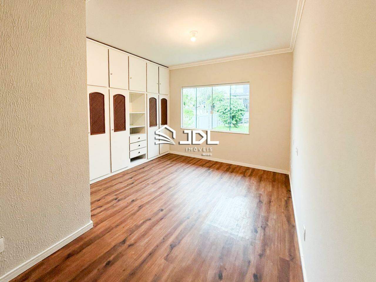 Casa à venda no bairro Escola Agrícola: 