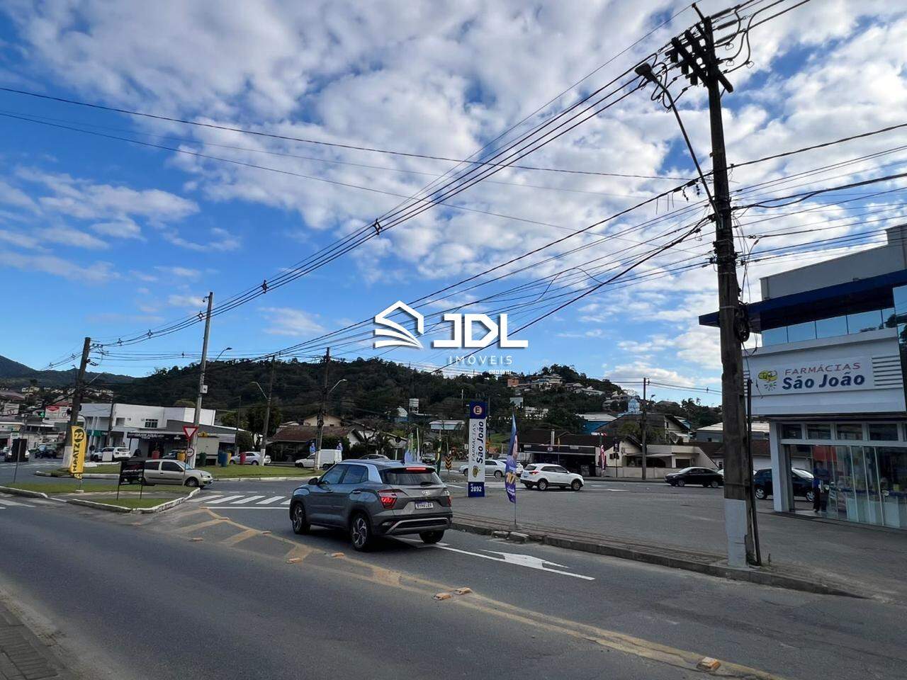 Terreno à venda no bairro Água Verde: