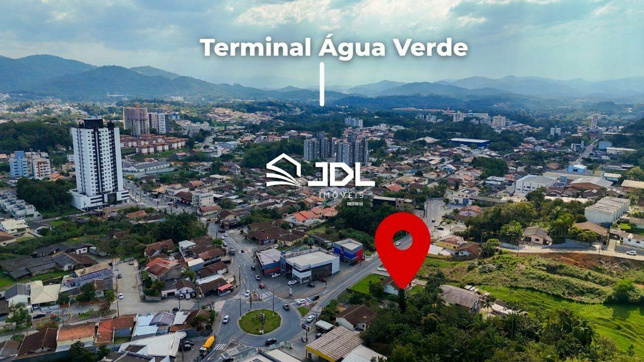 Terreno à venda no bairro Água Verde: