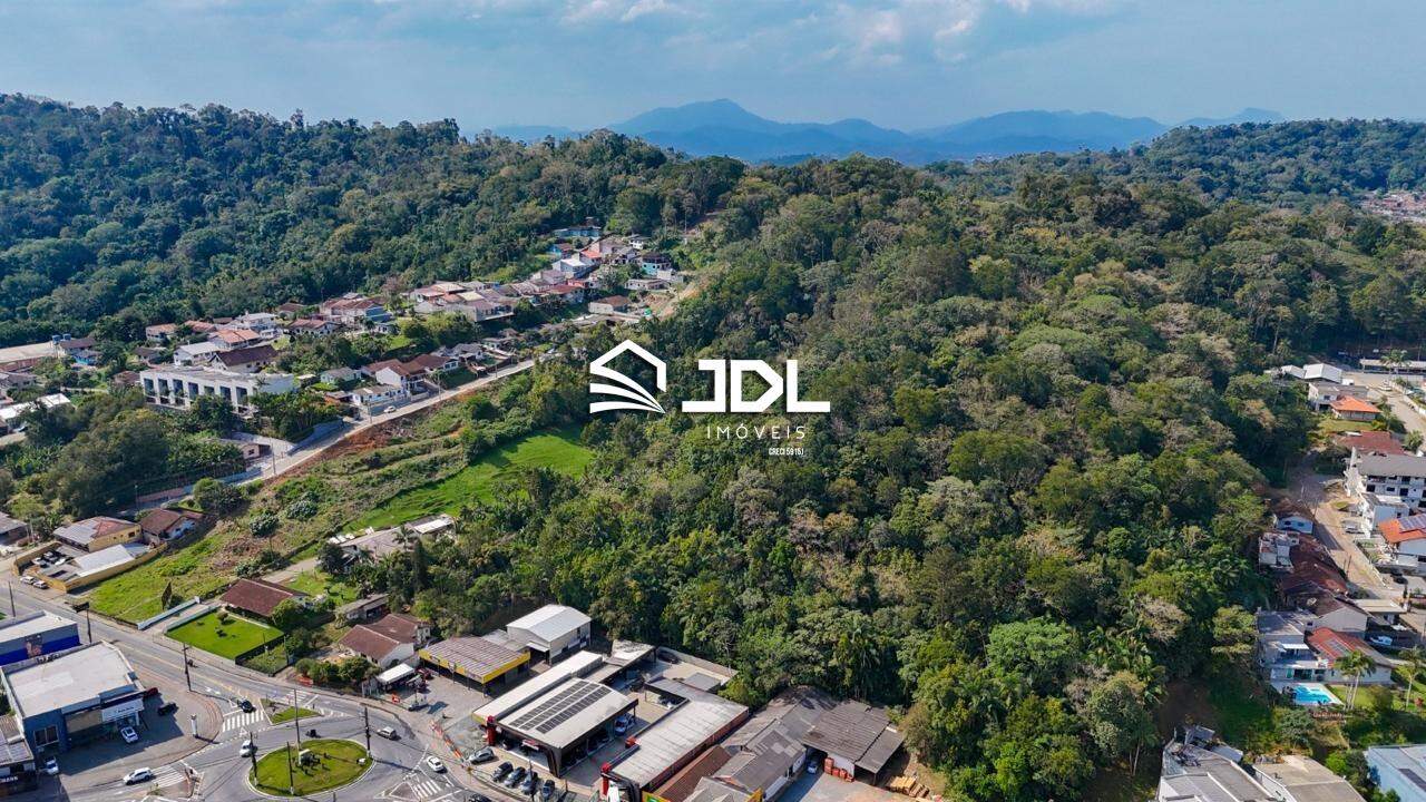 Terreno à venda no bairro Água Verde: