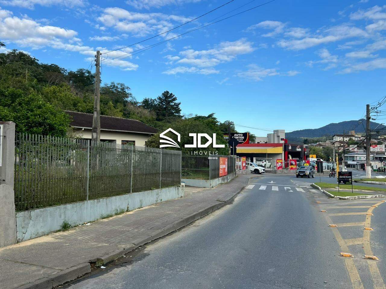 Terreno à venda no bairro Água Verde: