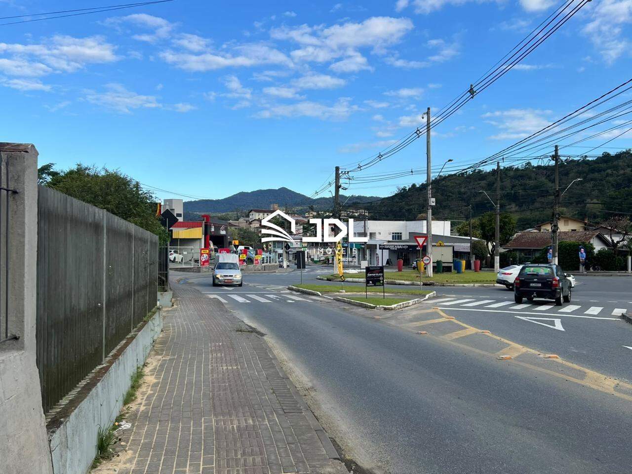 Terreno à venda no bairro Água Verde: