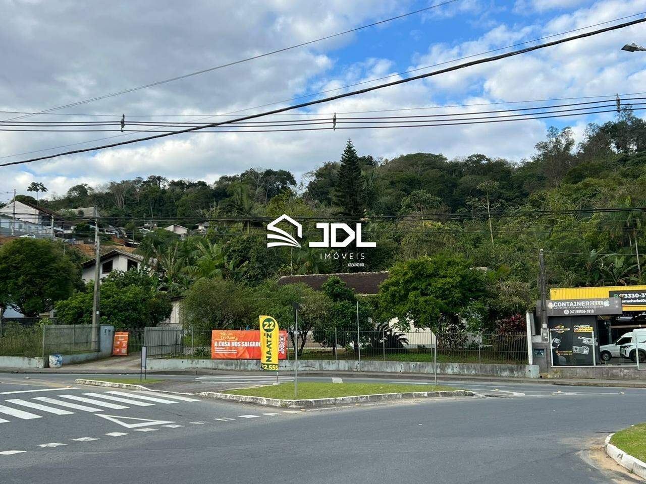 Terreno à venda no bairro Água Verde: