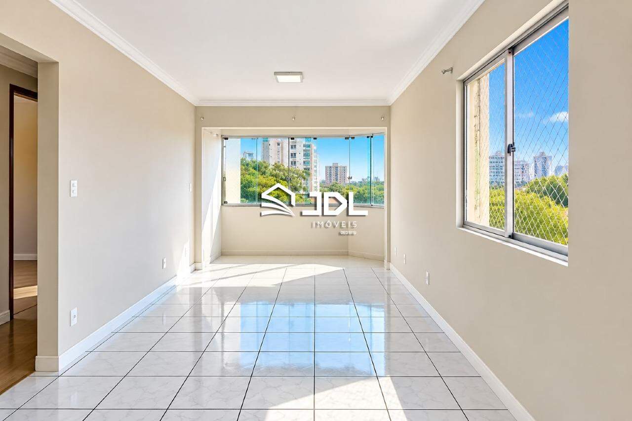 Apartamento à venda no bairro Victor Konder: 
