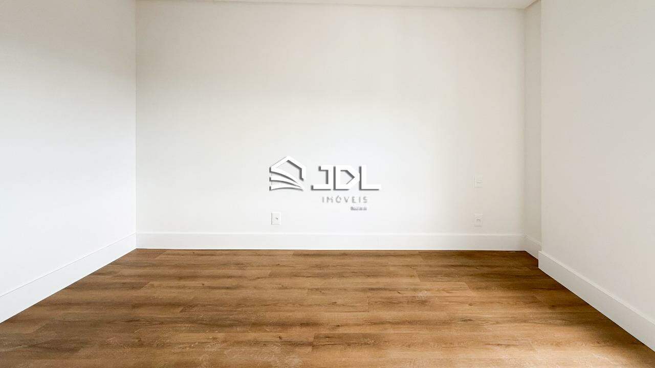 Apartamento à venda no bairro Vila Nova: 