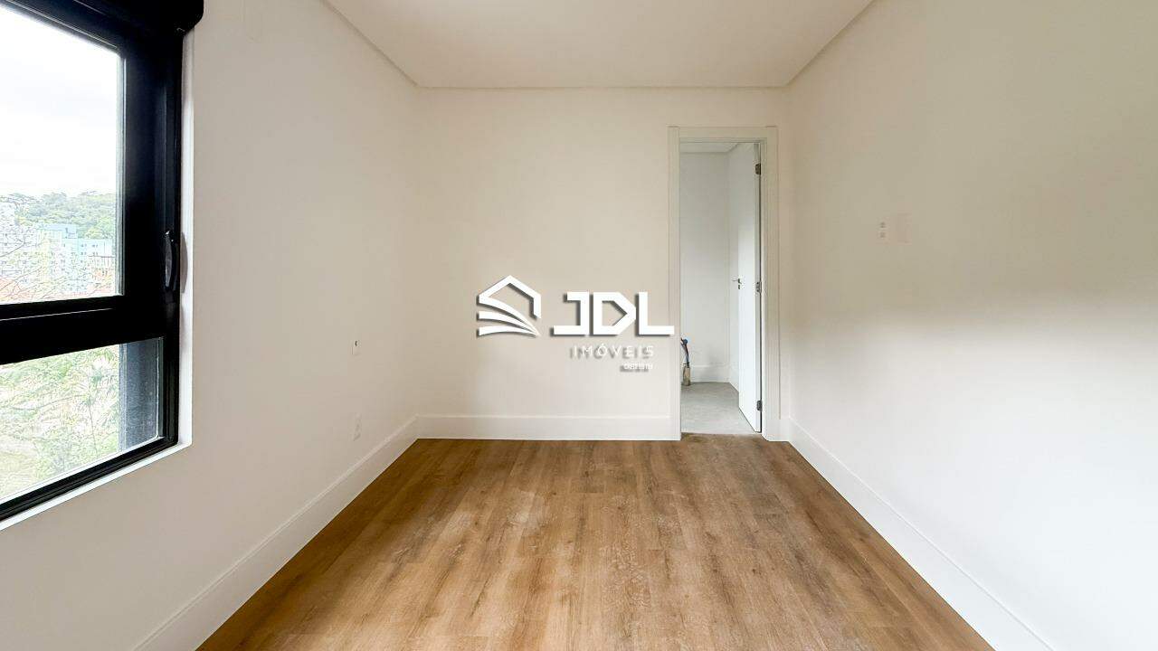Apartamento à venda no bairro Vila Nova: 
