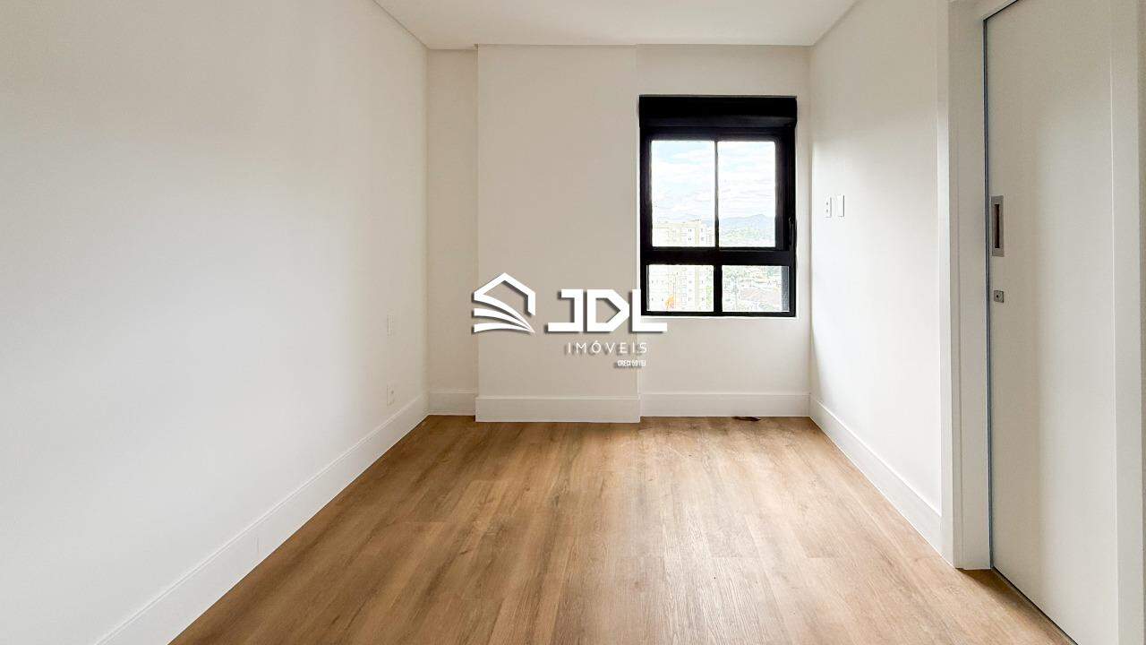 Apartamento à venda no bairro Vila Nova: 