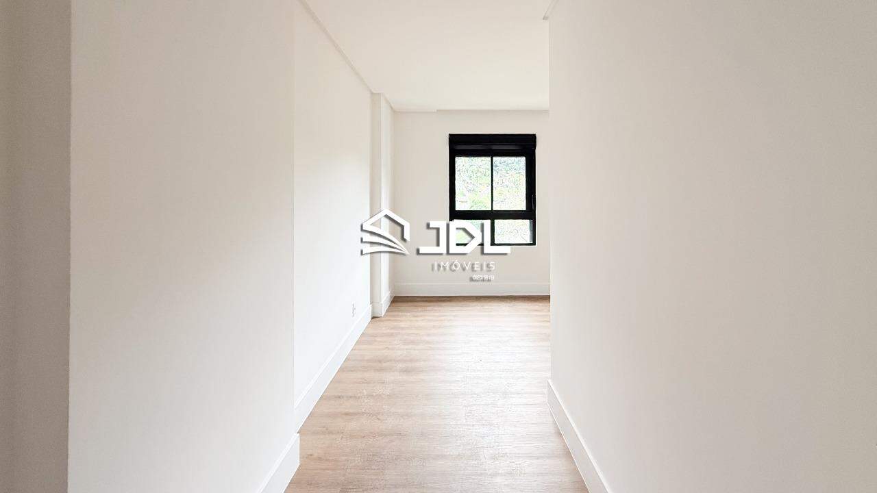 Apartamento à venda no bairro Vila Nova: 