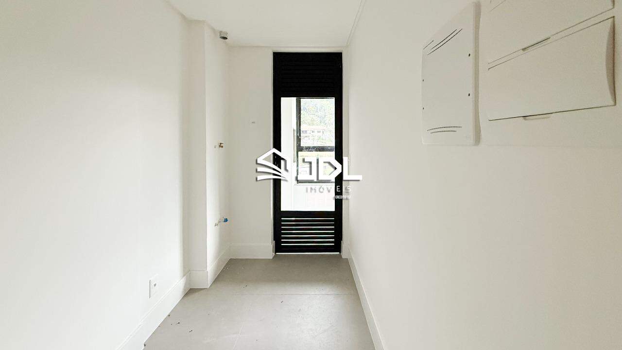Apartamento à venda no bairro Vila Nova: 