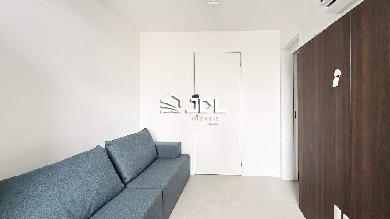 Apartamento à venda no bairro Vila Nova: