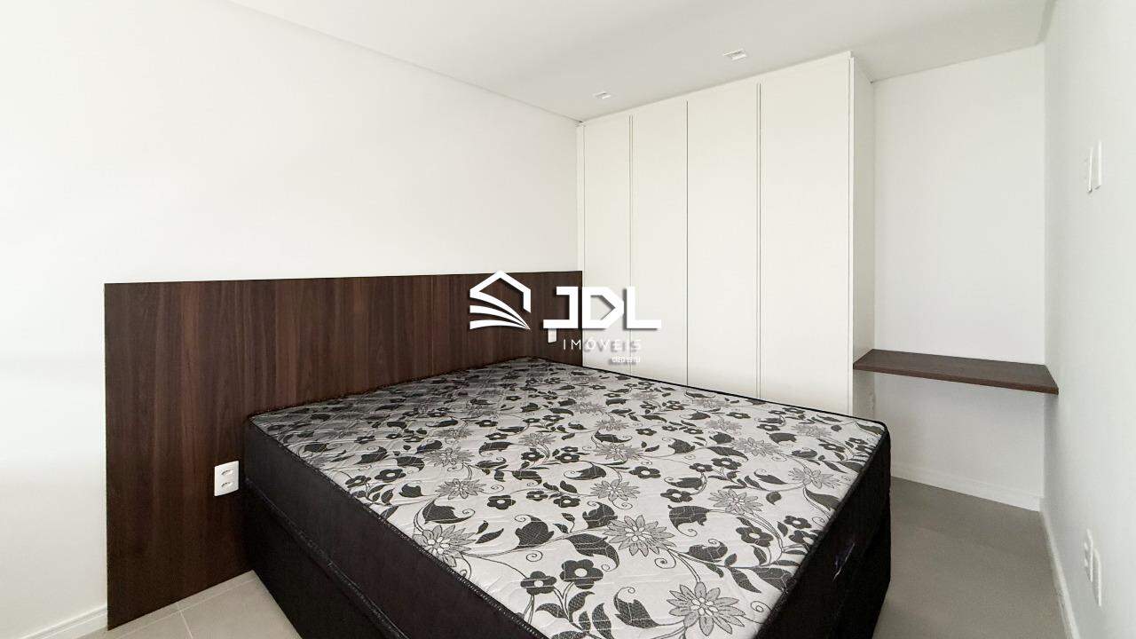 Apartamento à venda no bairro Vila Nova: