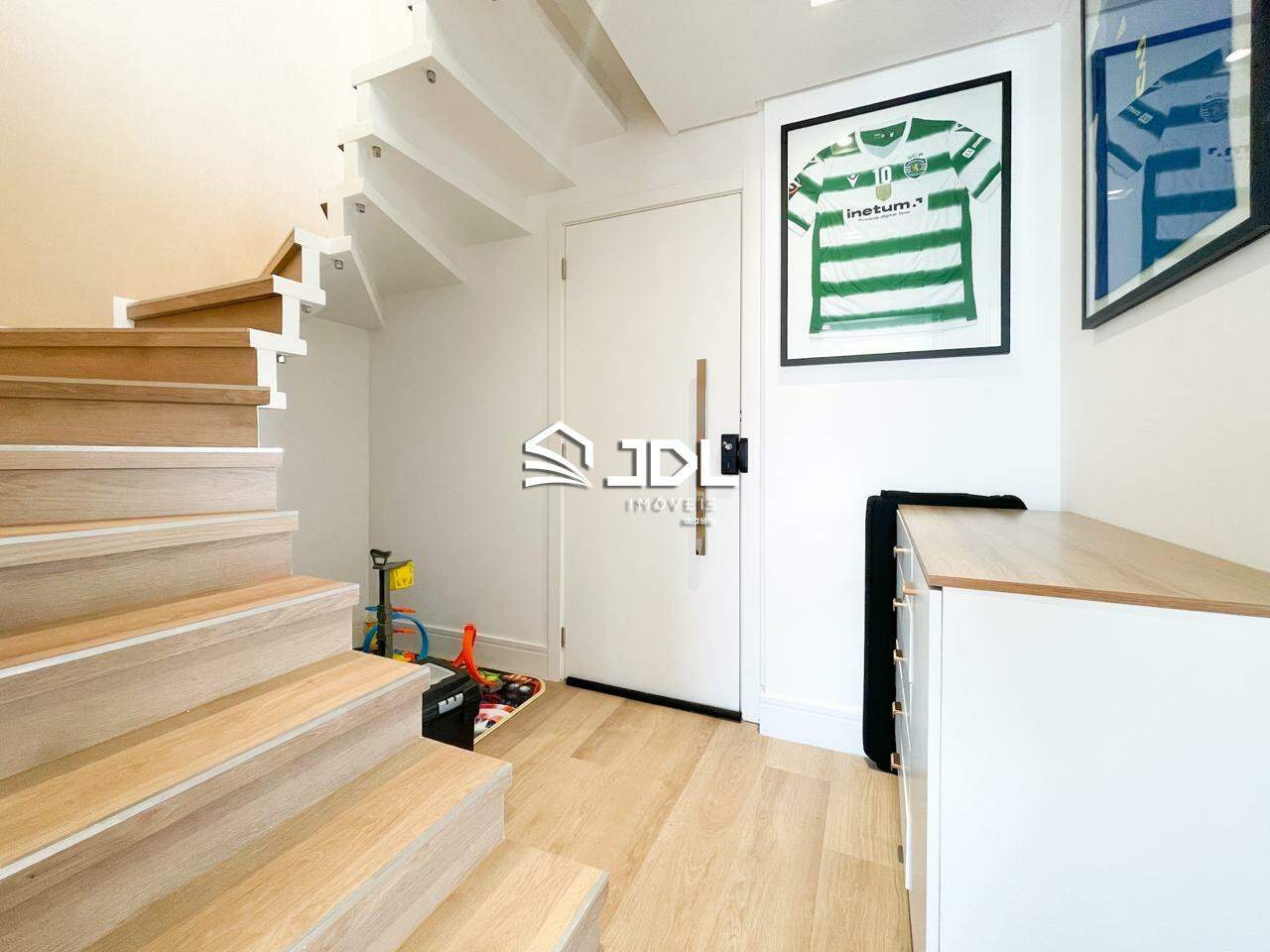 Apartamento à venda no bairro Velha: 
