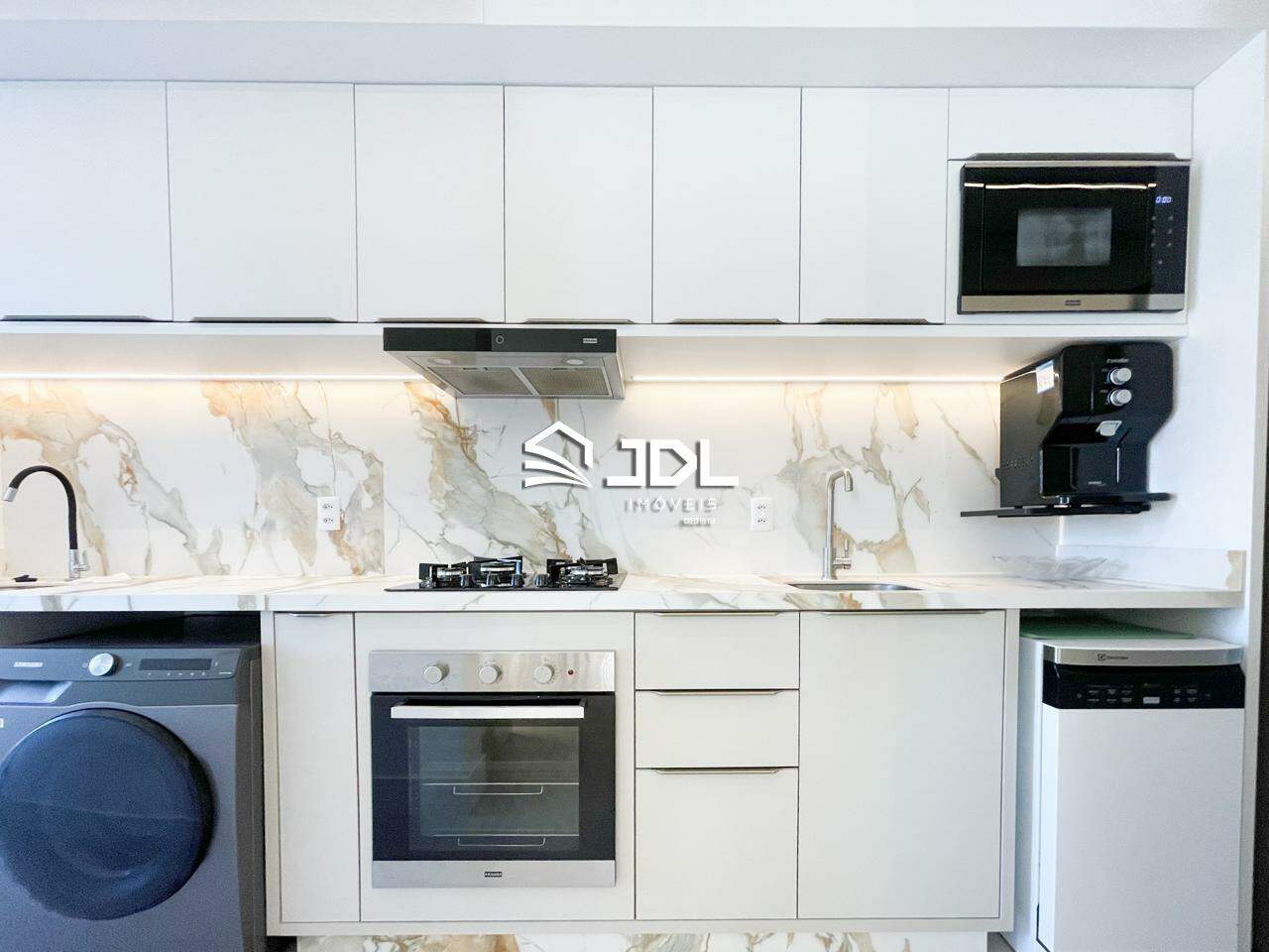 Apartamento à venda no bairro Velha: 