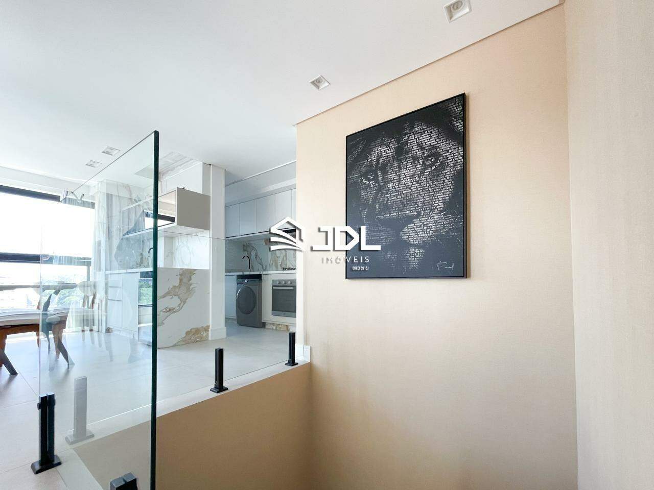 Apartamento à venda no bairro Velha: 
