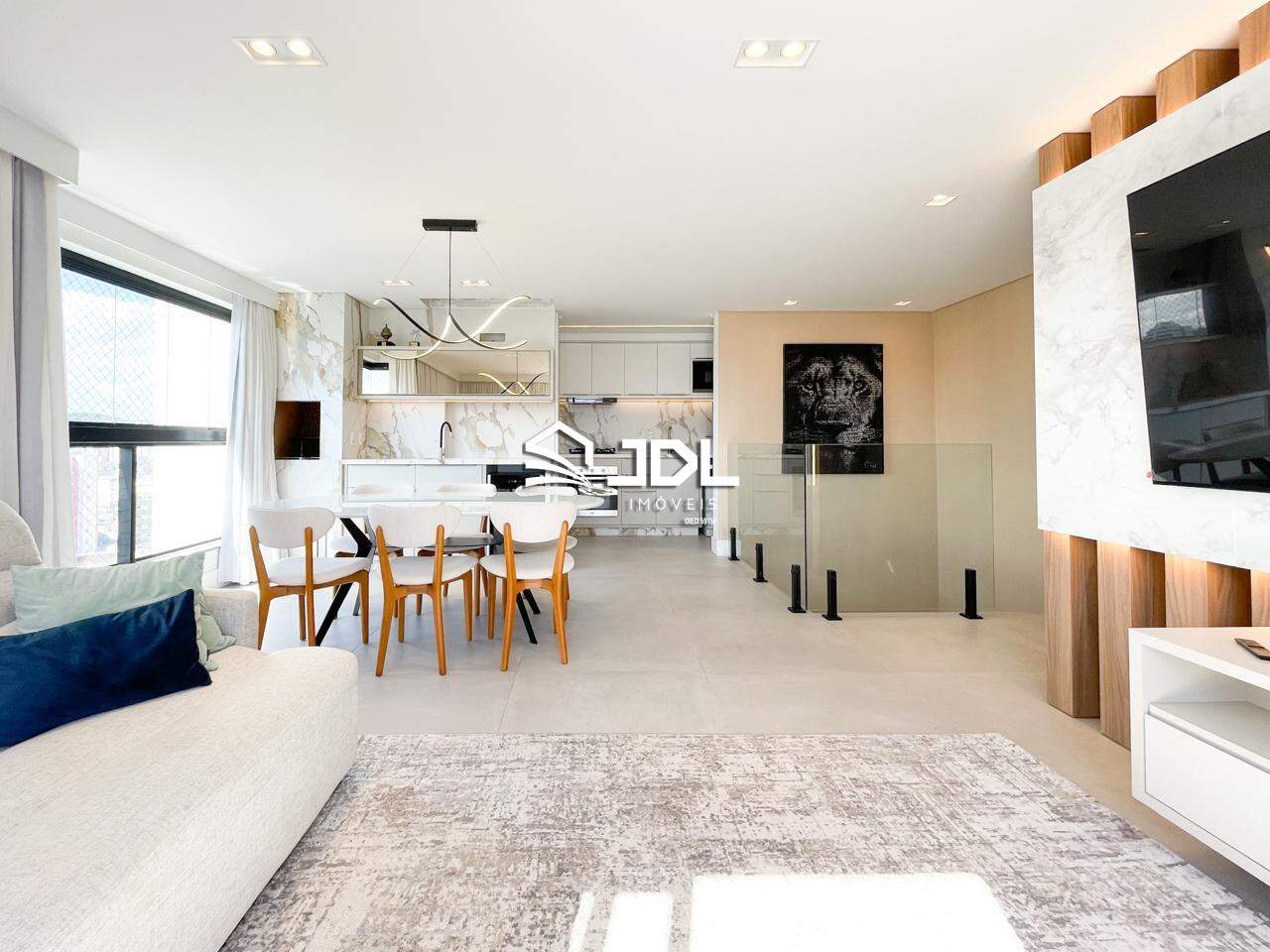 Apartamento à venda no bairro Velha: 