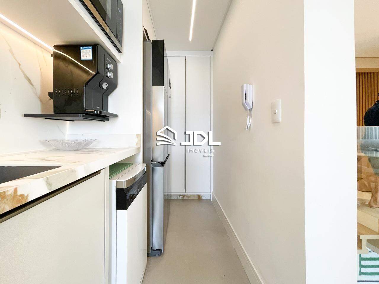 Apartamento à venda no bairro Velha: 