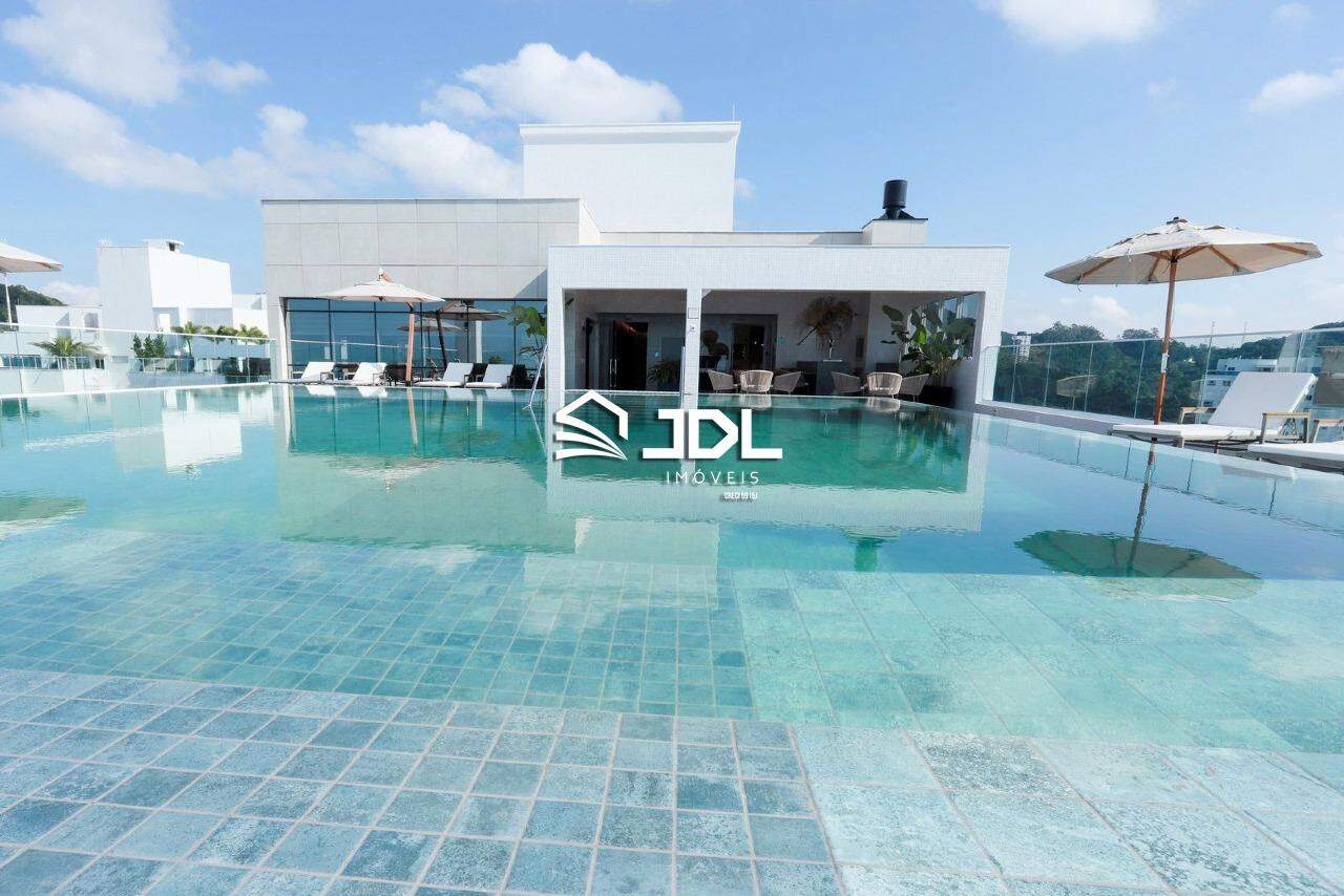 Apartamento à venda no bairro Praia Brava: 