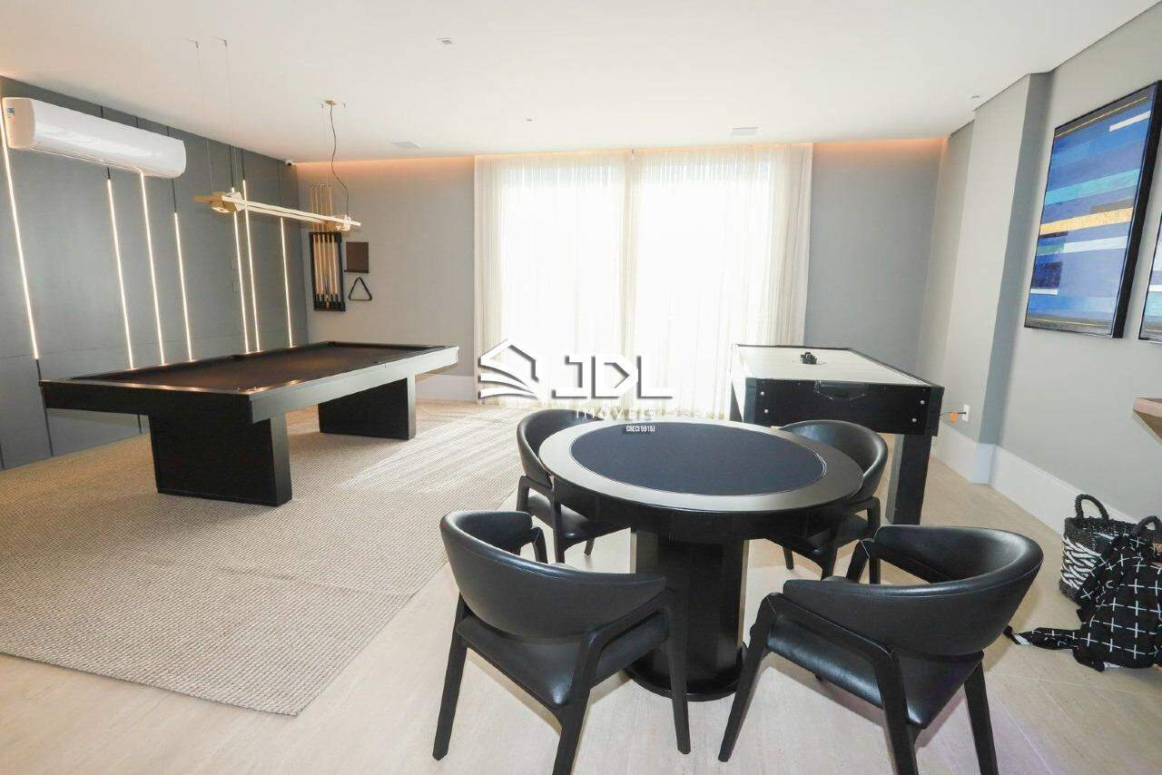 Apartamento à venda no bairro Praia Brava: