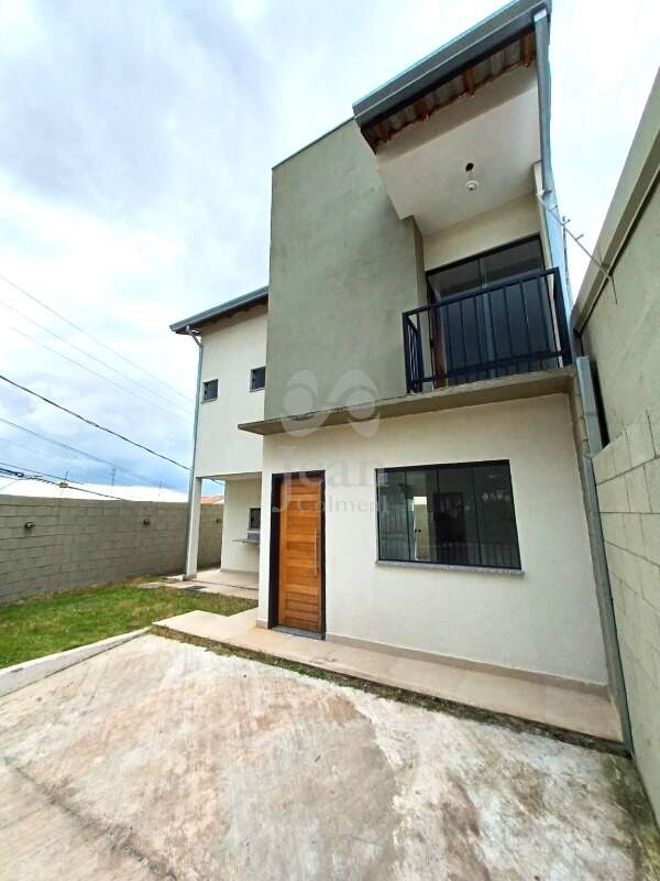 Sobrado à venda no Jardim Camila: 