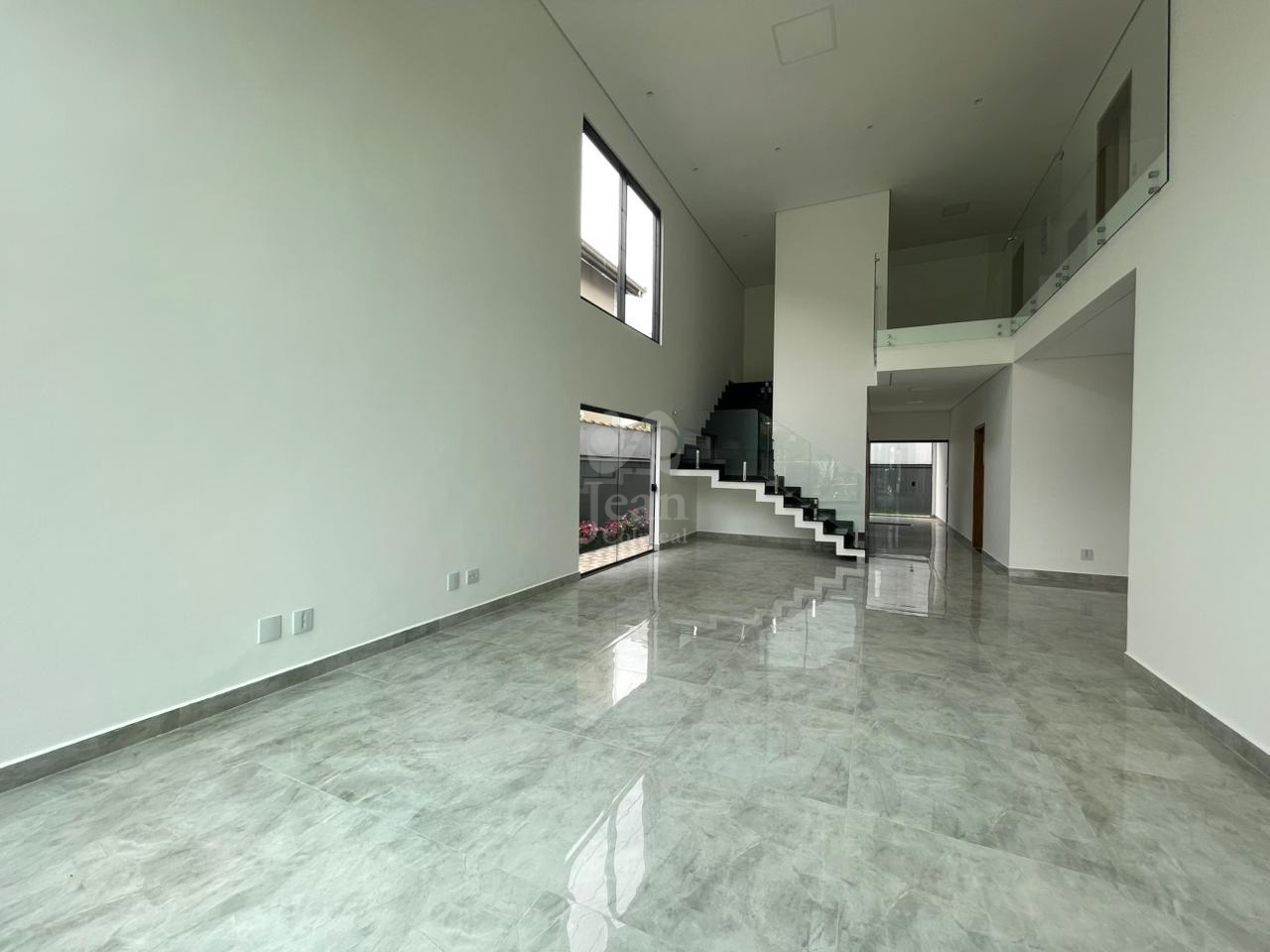Casa em condomínio à venda no Botujuru: 
