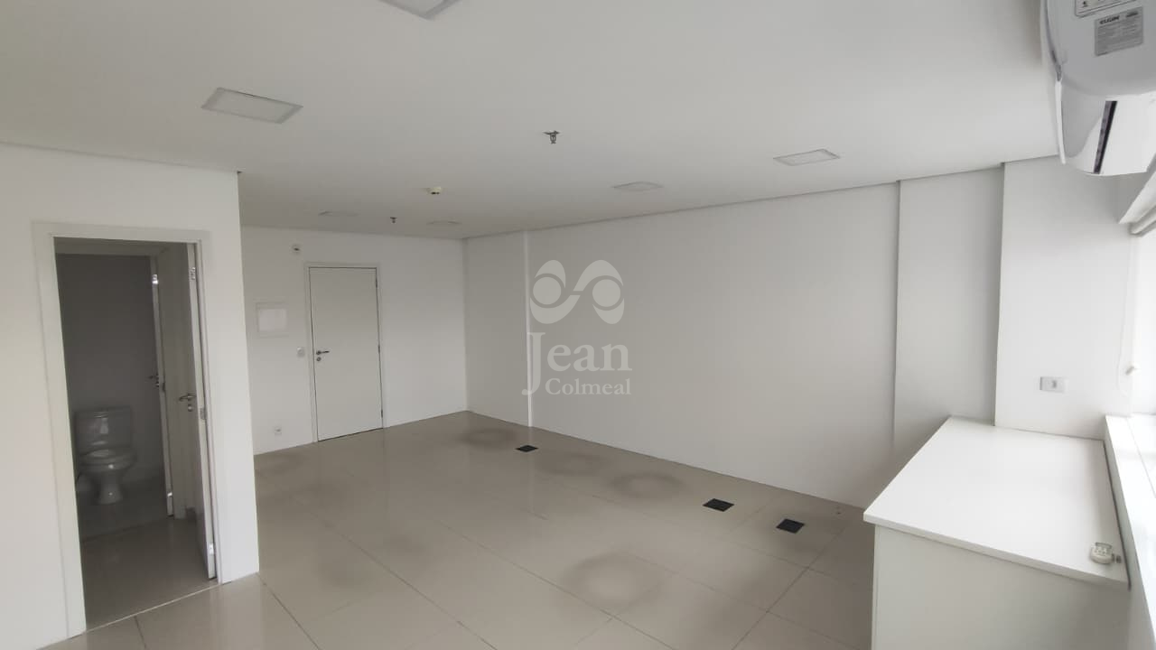 Sala Comercial à venda no Vila Partênio: 