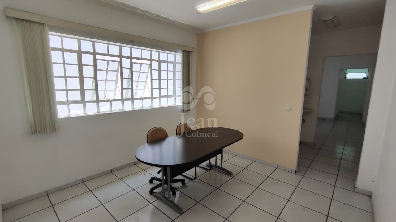 Casa Comercial para aluguel no Centro: 