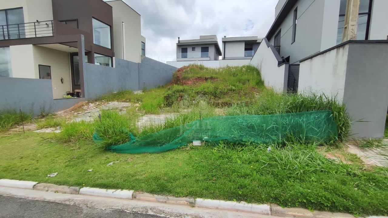 Terreno em Condomínio à venda no Cesar de Souza: 