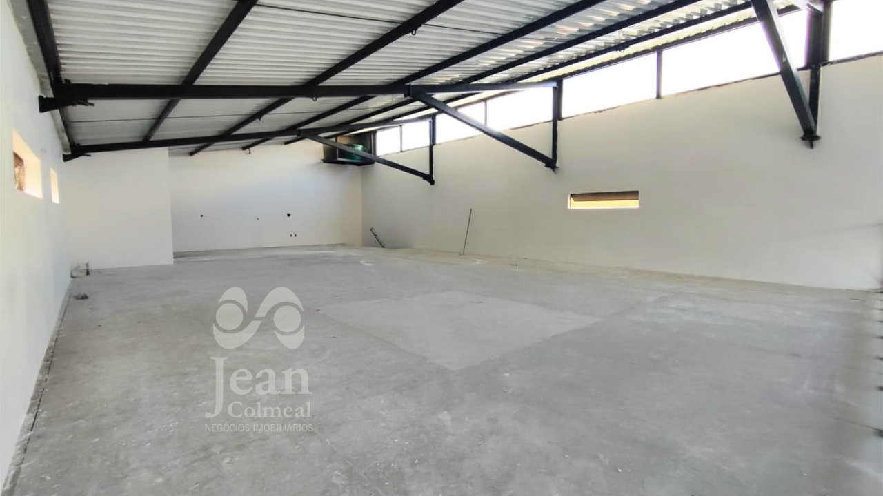 Galpão Comercial para aluguel no Jardim Rodeio: 