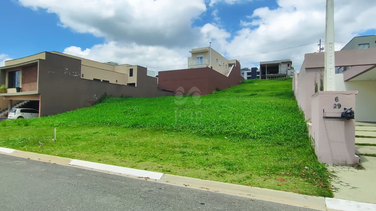 Terreno em Condomínio à venda no Cesar de Souza: 