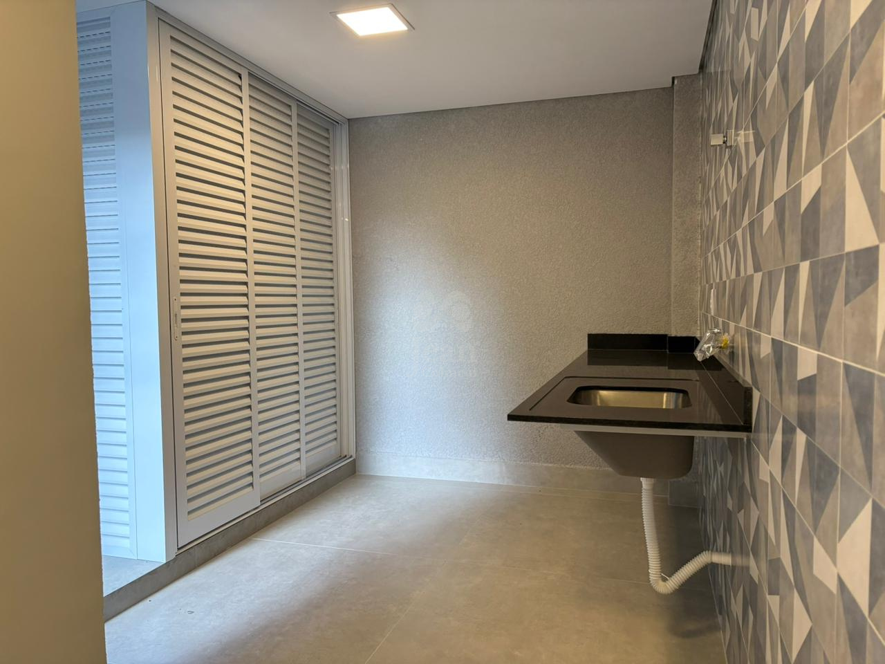 Casa em condomínio à venda no Fazenda Rodeio: 