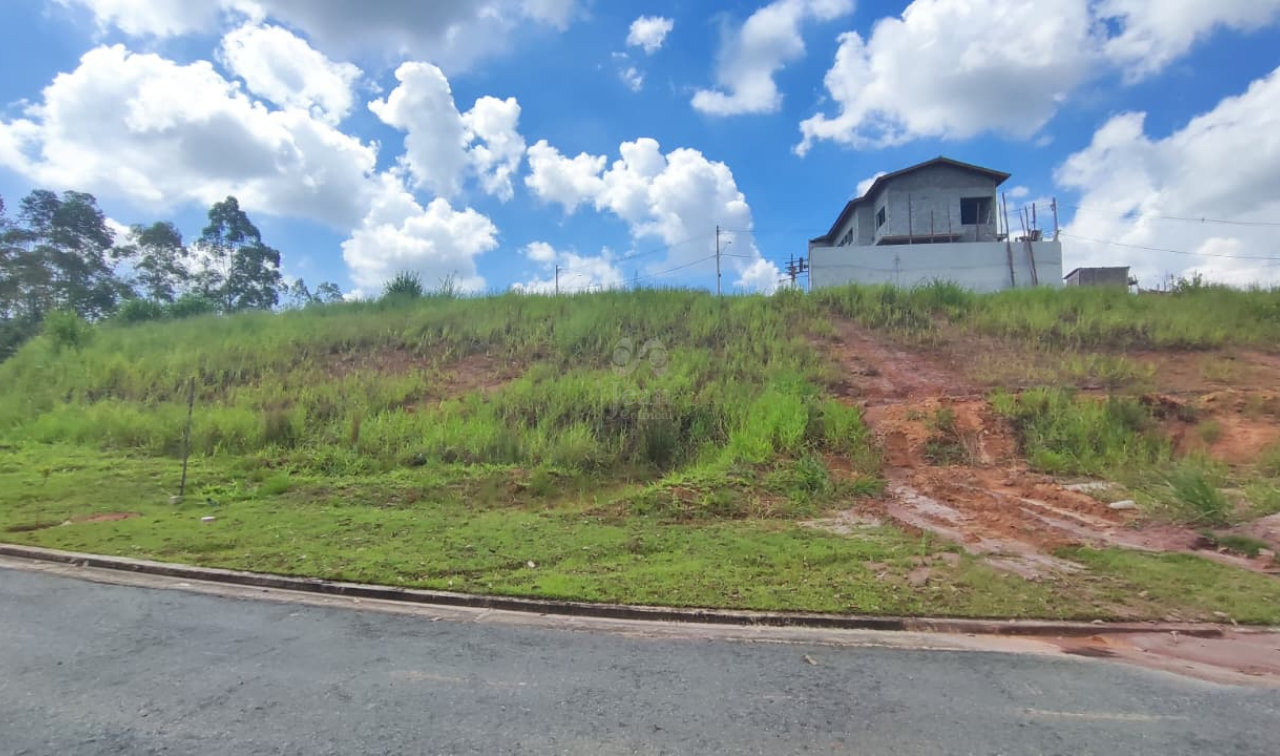 Terreno em Condomínio à venda no Cesar de Souza: 