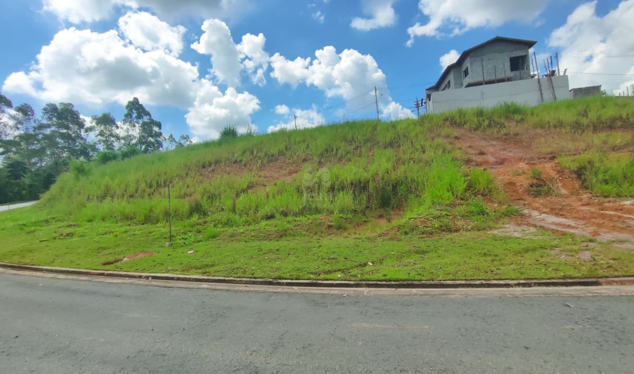 Terreno em Condomínio à venda no Cesar de Souza: 
