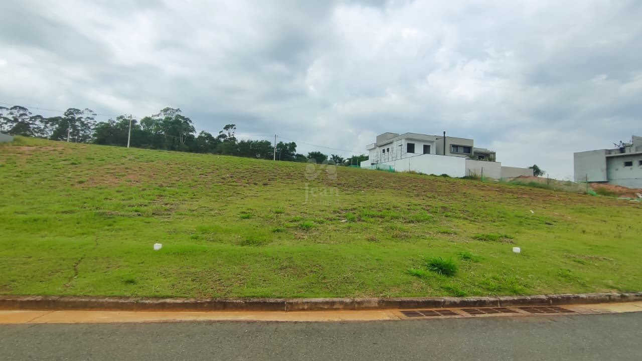Terreno em Condomínio à venda no Porteira Preta: 