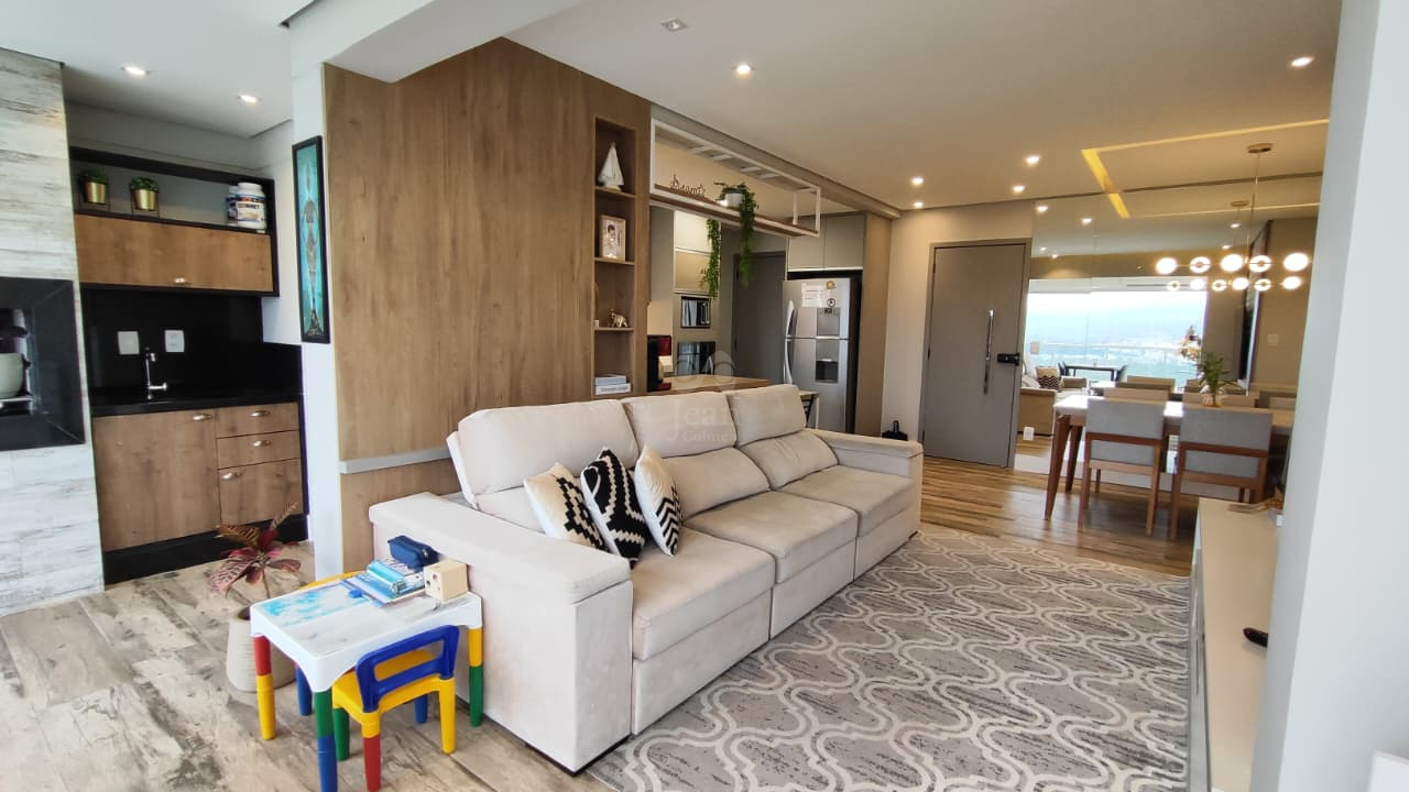 Apartamento à venda no Vila Nova Mogilar : 