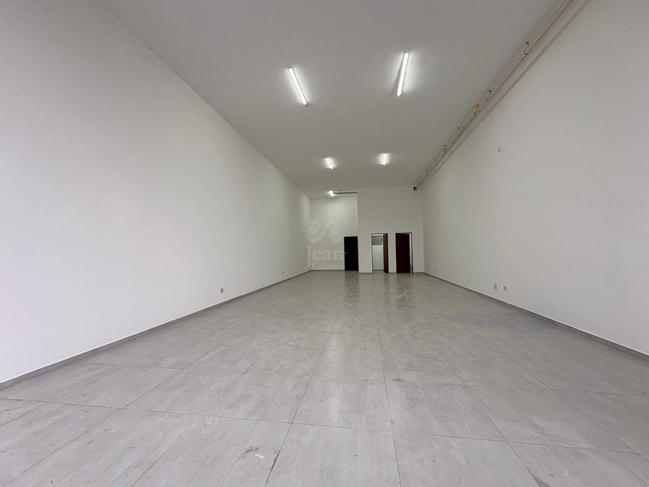 Galpão Comercial para aluguel no Vila Paulista: 