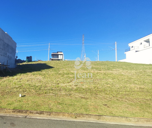 Terreno em Condomínio à venda no Porteira Preta: 