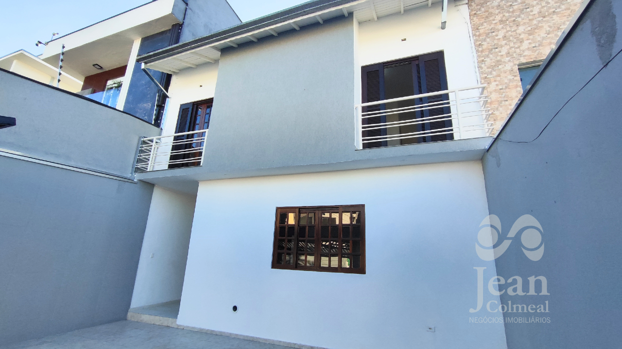 Sobrado à venda no Jardim Nathalie: 