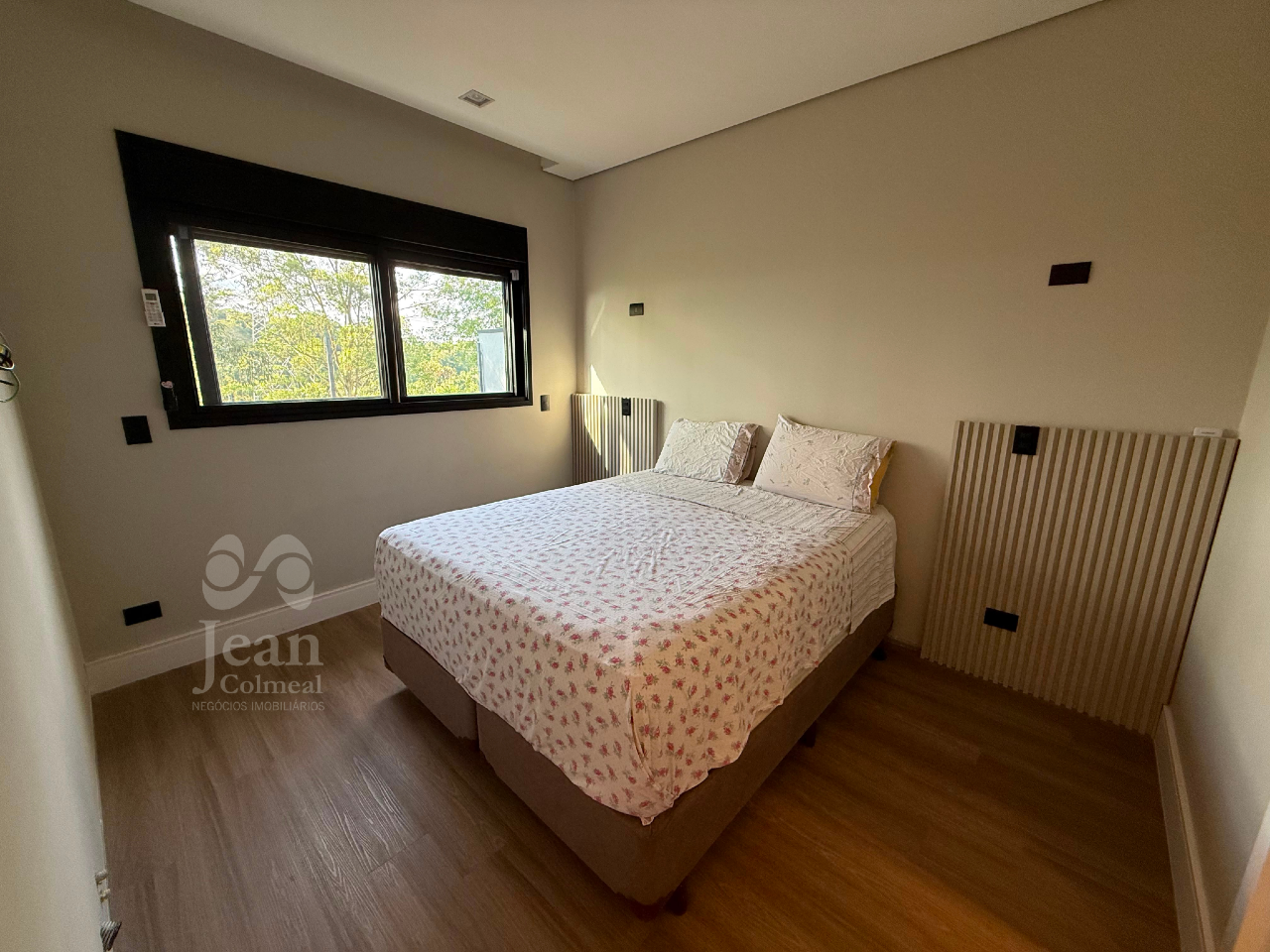 Casa em condomínio à venda no Vila Oliveira: 
