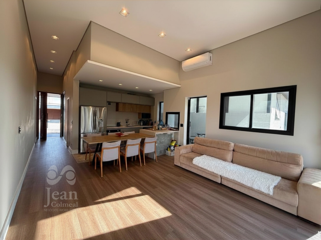Casa em condomínio à venda no Vila Oliveira: 