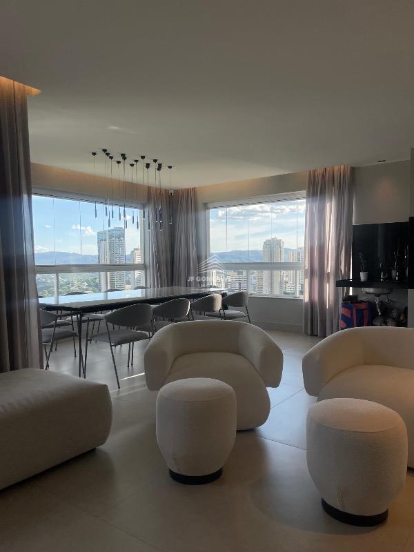 Apartamento à venda no Vila da Serra: Living 