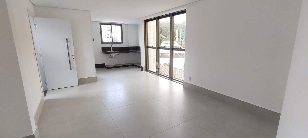 Apto Area Privativa à venda no Serra: 