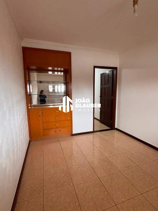 Apartamento para aluguel no Alto Maron: 
