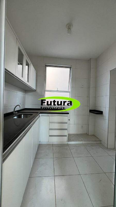 Apartamento à venda com 3 quartos, 80m² - Foto 17